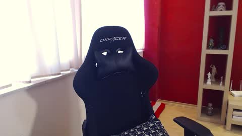 Snapshot of gangstalover8 chatting on 12.18.24 GangstaLover online show from 12.18.24