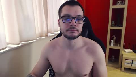 Snapshot of gangstalover8 chatting on 12.28.24 GangstaLover online show from 12.28.24