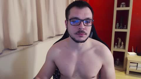 Snapshot of gangstalover8 chatting on 01.08.25 GangstaLover online show from 01.08.25