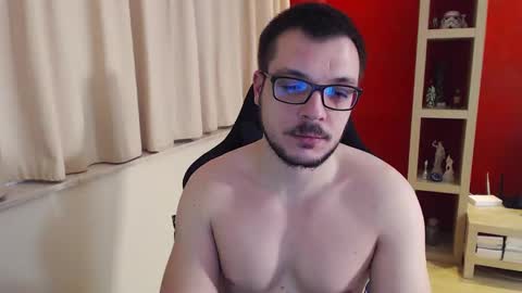 Snapshot of gangstalover8 chatting on 01.11.25 GangstaLover online show from 01.11.25