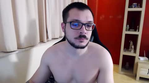 Snapshot of gangstalover8 chatting on 01.11.26 GangstaLover online show from 01.11.26