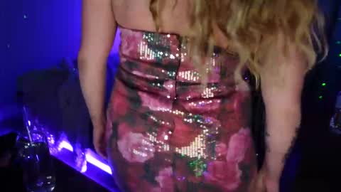 Jenna  - be back MONDAY night.  online show from 11.11.25