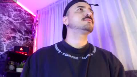 Chris  Dont forget to gift me thumb up Its very important to me and makes me happy AF  online show from 10.22.25