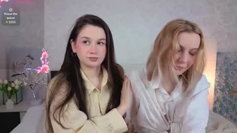 Violla online show from 12.15.25