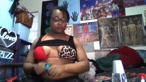 Gardenia online show from 10.19.25