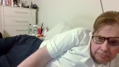 Snapshot of garyg930 chatting on 03.10.25 Gary online show from 03.10.25