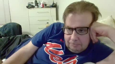 Snapshot of garyg930 chatting on 09.19.25 Gary online show from 09.19.25