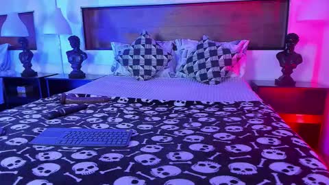  Usagi  online show from 02.24.26