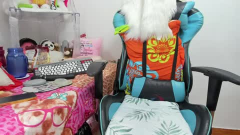 Snapshot of gatitasexy_hot_wet4u chatting on 01.08.25 Mfe online show from 01.08.25