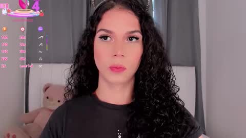 Vnecis Marn online show from 10.27.25