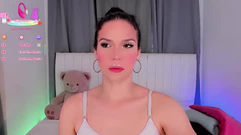 Snapshot of gatitavenecis1 chatting on 01.18.26 Vnecis Marn online show from 01.18.26