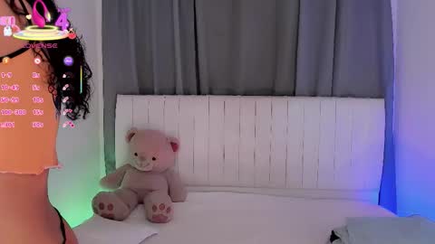 Snapshot of gatitavenecis1 chatting on 02.01.26 Vnecis Marn online show from 02.01.26