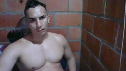 Snapshot of gattitosexy_95 chatting on 08.03.26 gattitosexy_95 online show from 08.03.26