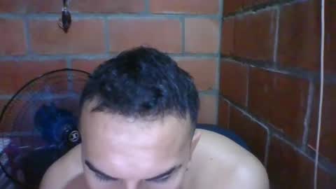 Snapshot of gattitosexy_95 chatting on 08.05.26 gattitosexy_95 online show from 08.05.26