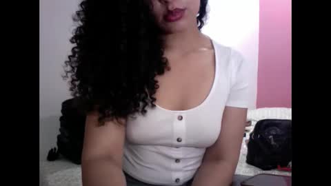 gatubelahotxxx online show from 12.24.24