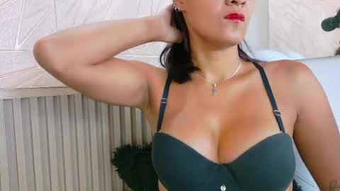 gaviluc_ online show from 06.10.26