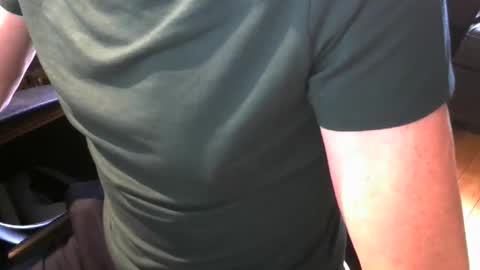 Snapshot of gay_slave_on_cam chatting on 03.01.25 gay slave on cam online show from 03.01.25