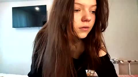 Snapshot of gaylenesniffin chatting on 04.10.26 Helga online show from 04.10.26