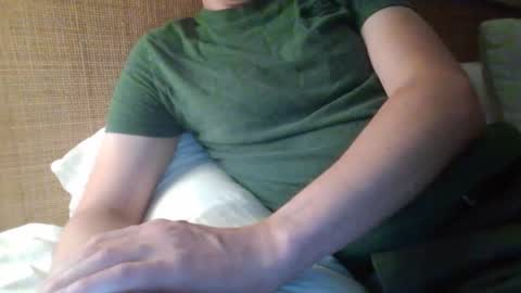 Snapshot of gccurious76 chatting on 10.04.25 GCGuy online show from 10.04.25