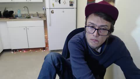 Snapshot of gdanch chatting on 01.01.25 G online show from 01.01.25