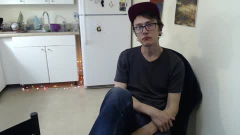 Snapshot of gdanch chatting on 01.02.25 G online show from 01.02.25