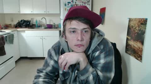 Snapshot of gdanch chatting on 01.04.25 G online show from 01.04.25