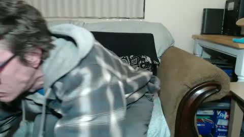 Snapshot of gdanch chatting on 01.08.25 G online show from 01.08.25