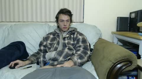 Snapshot of gdanch chatting on 01.08.25 G online show from 01.08.25