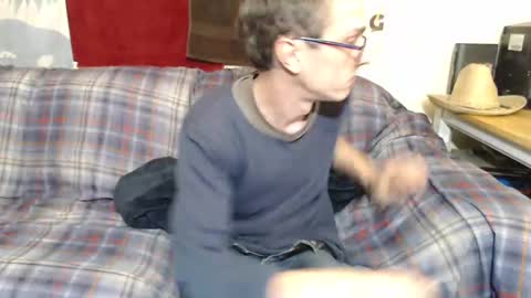 Snapshot of gdanch chatting on 01.13.25 G online show from 01.13.25