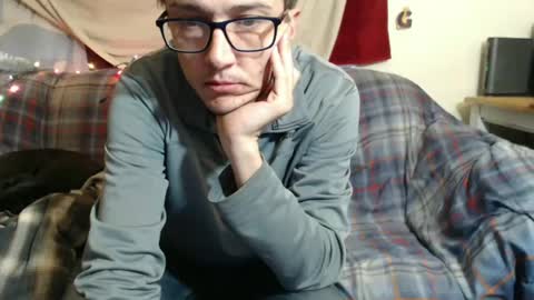 Snapshot of gdanch chatting on 01.24.25 G online show from 01.24.25