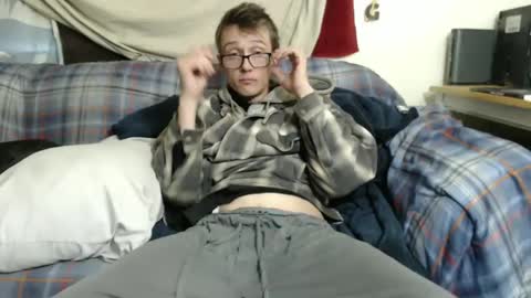 Snapshot of gdanch chatting on 01.29.25 G online show from 01.29.25