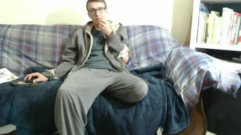 Snapshot of gdanch chatting on 02.05.25 G online show from 02.05.25