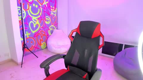 geanna_rose online show from 01.17.25