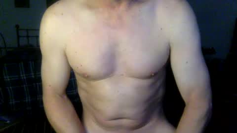 Snapshot of geetarluvver chatting on 01.25.25 geetarluvver online show from 01.25.25