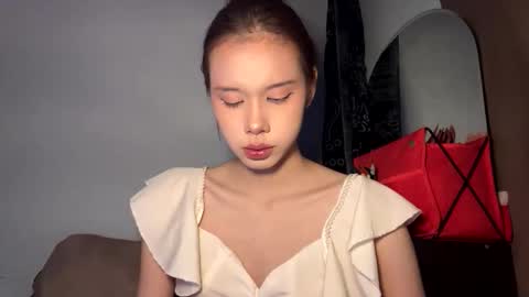 ChaRisa online show from 04.13.26