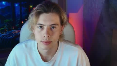 Snapshot of gemdominus chatting on 11.03.25 Gem Dominus online show from 11.03.25