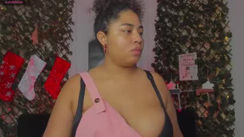 Snapshot of geminis_grey chatting on 02.06.25 Geminis online show from 02.06.25