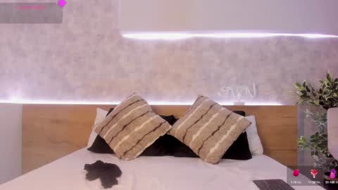 Snapshot of geminis_muentes chatting on 01.07.25 geminis muentes online show from 01.07.25