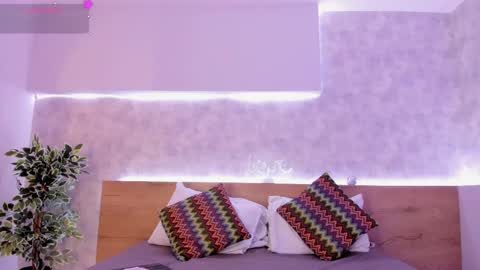 Snapshot of geminis_muentes chatting on 02.10.25 geminis muentes online show from 02.10.25