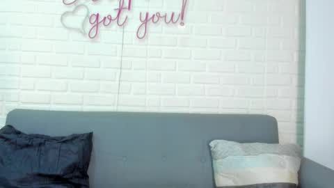 Snapshot of geminis_muentes chatting on 09.08.25 geminis muentes online show from 09.08.25