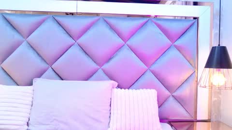 Maria  online show from 11.25.25