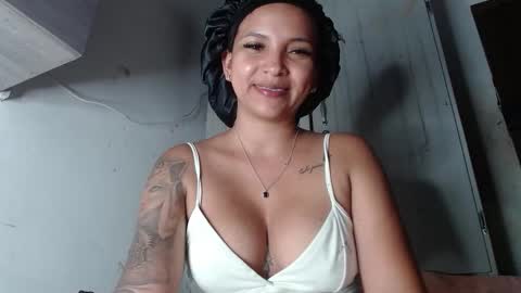 Snapshot of genesis_03_ chatting on 11.13.25 genesis_03_ online show from 11.13.25