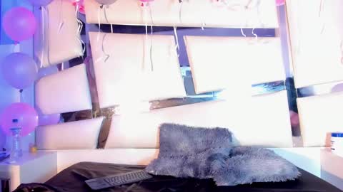 Snapshot of genesis_ask chatting on 11.06.25 Genesis online show from 11.06.25