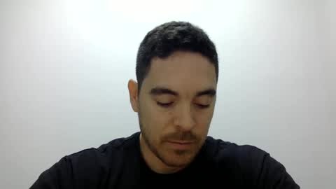 Snapshot of genesis_wb chatting on 12.10.24 genesis_wb online show from 12.10.24