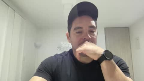 Snapshot of genesis_wb chatting on 02.25.25 genesis_wb online show from 02.25.25