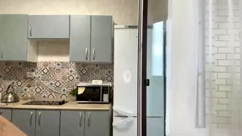 Megan online show from 04.17.26