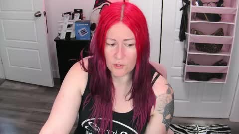 Genny Rock   and  online show from 05.26.26