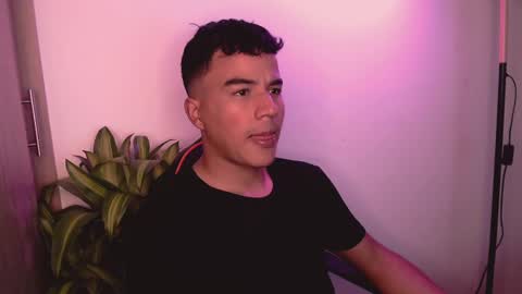 Snapshot of george_cams1 chatting on 12.15.24 Jorge online show from 12.15.24