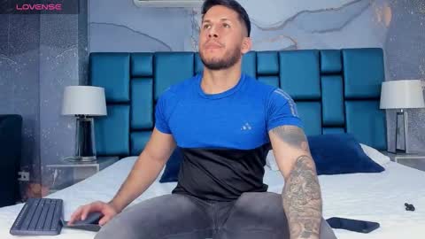 Snapshot of george_diesell_ chatting on 09.16.25 George online show from 09.16.25