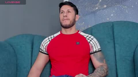 Snapshot of george_diesell_ chatting on 10.06.25 George online show from 10.06.25